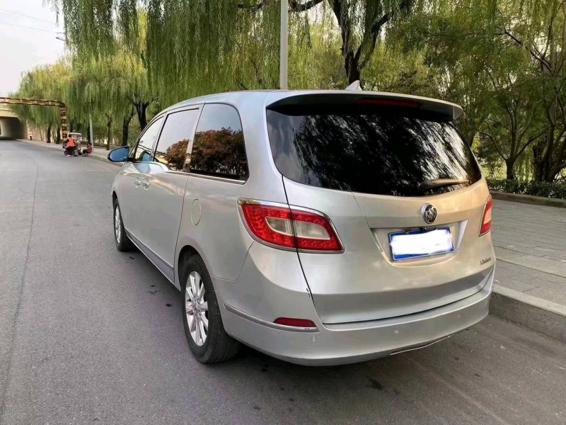 石家庄12年别克GL87