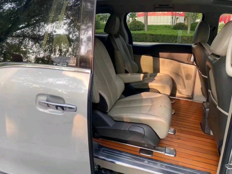 石家庄12年别克GL83