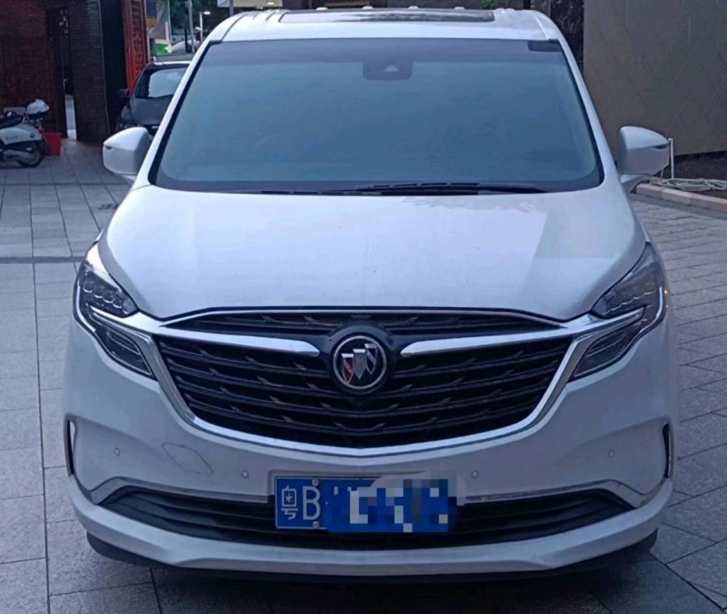 广州21年别克GL81