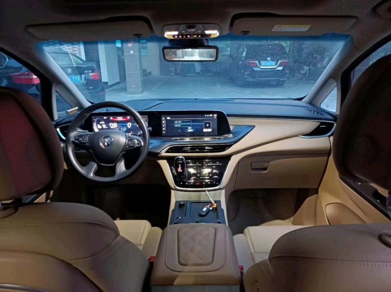 广州21年别克GL84