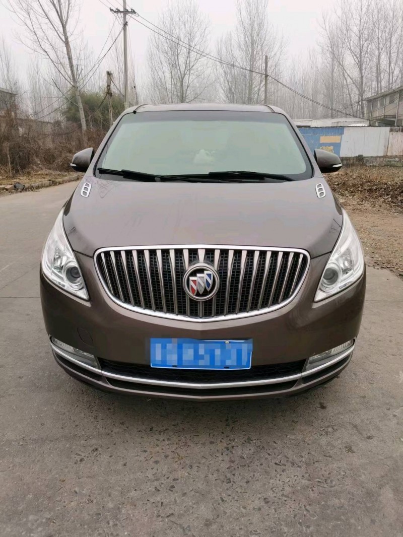 青岛16年别克GL81