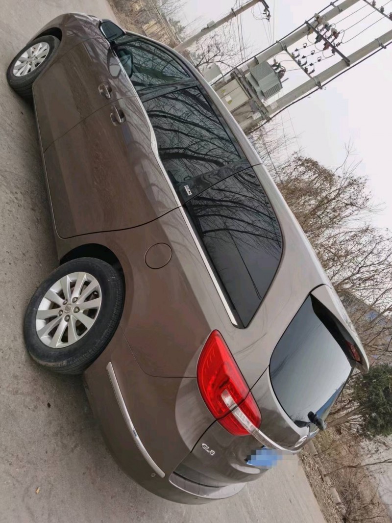 青岛16年别克GL88