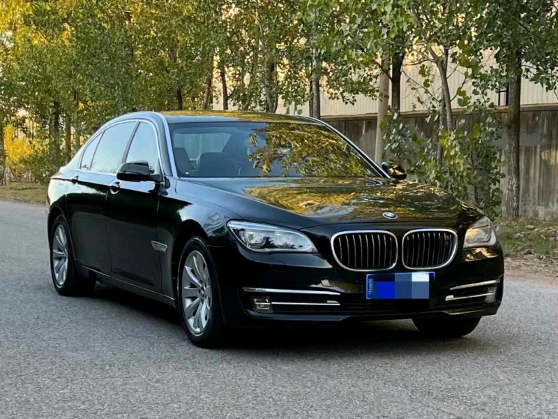 青岛13年宝马7系2