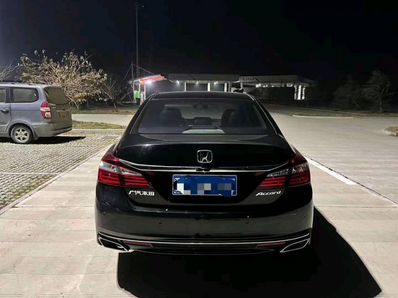 枣庄17年本田雅阁9