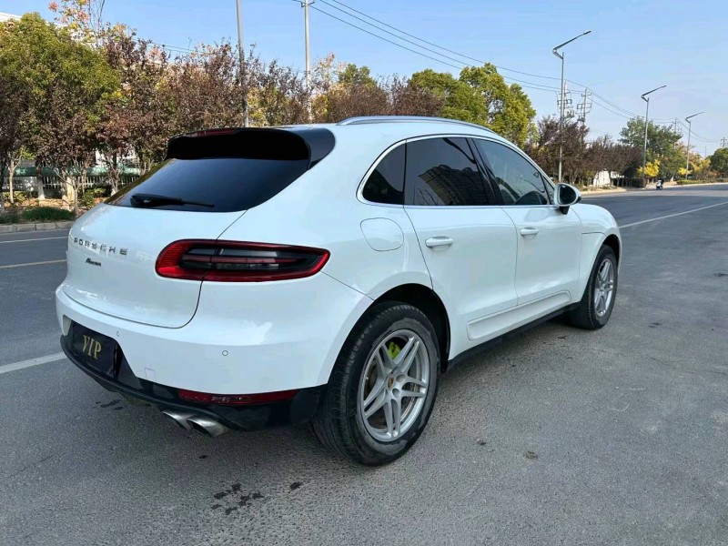 盐城16年保时捷Macan8