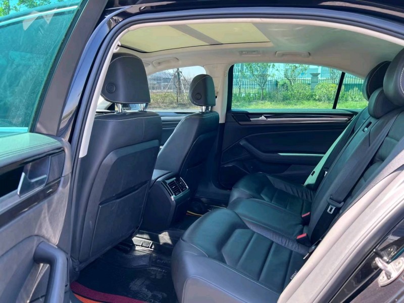 盐城19年大众辉昂5