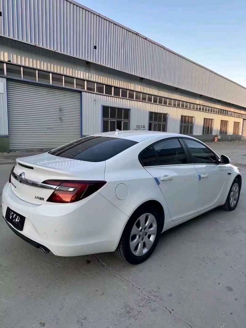 徐州17年别克君威3