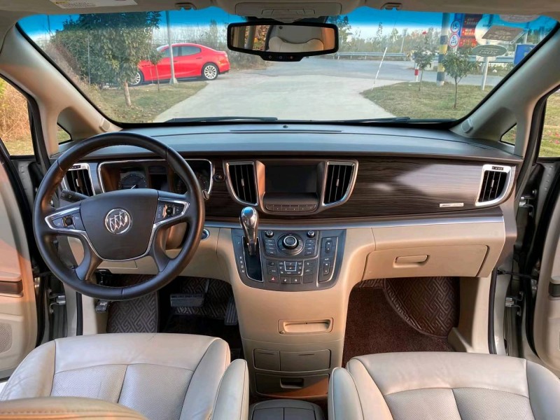 徐州11年别克GL83