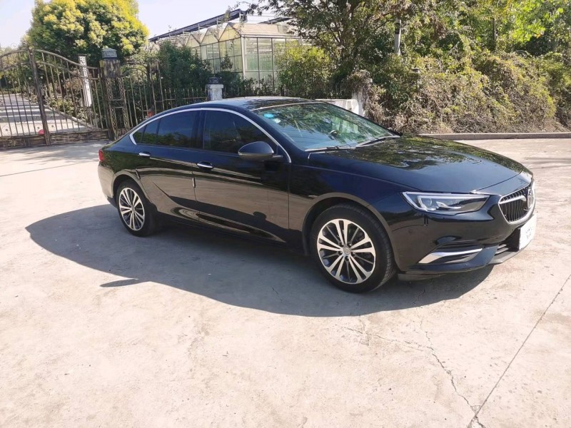 徐州19年别克君威3