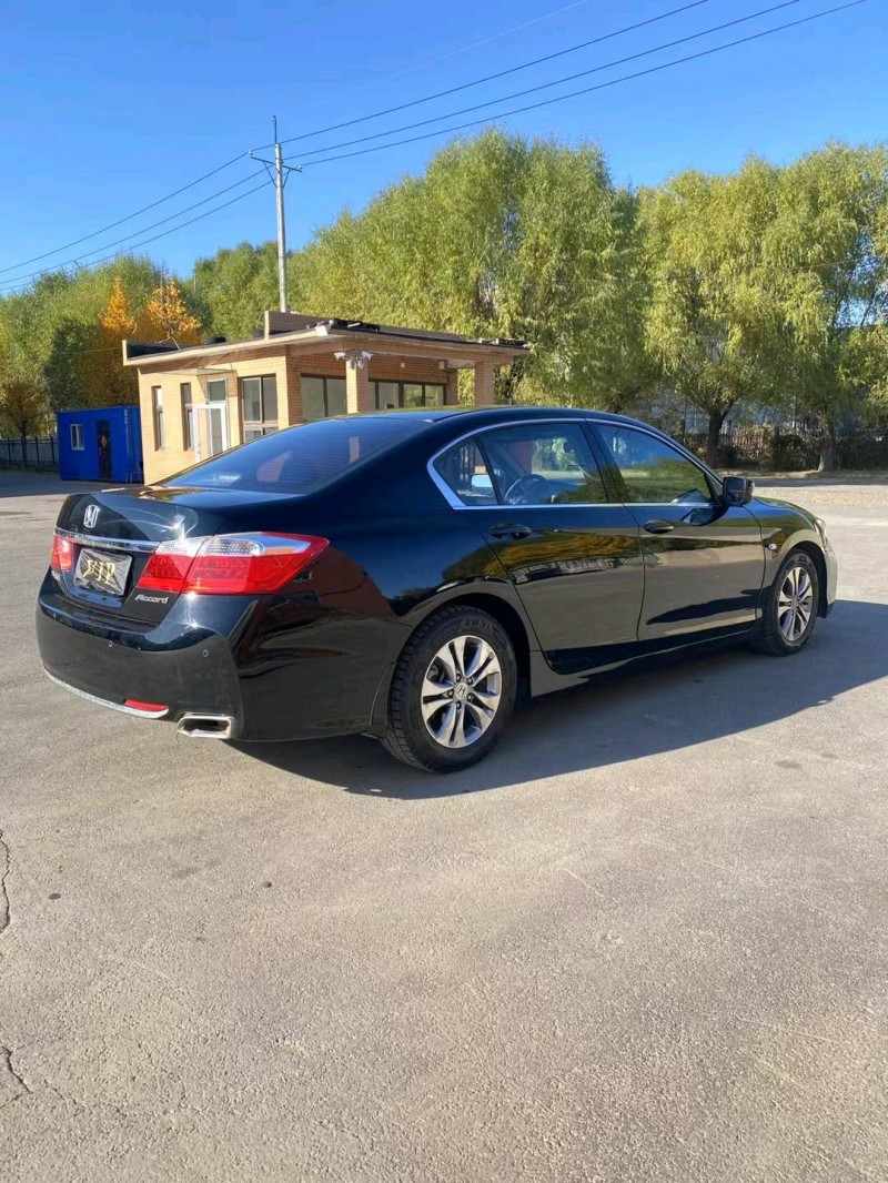 沈阳14年本田雅阁4