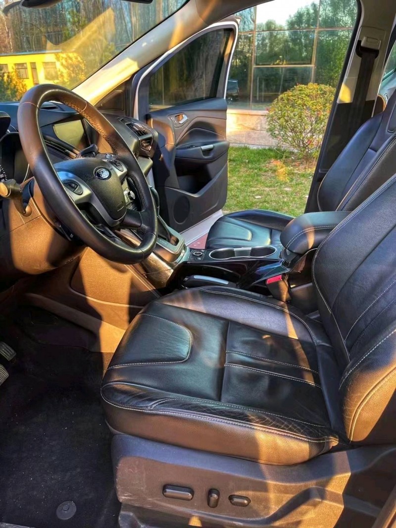 东营14年福特翼虎1