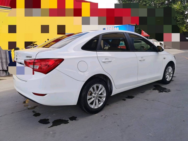 保定16年别克英朗3