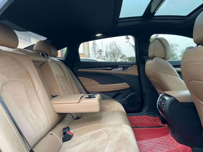 济南17年别克君越8