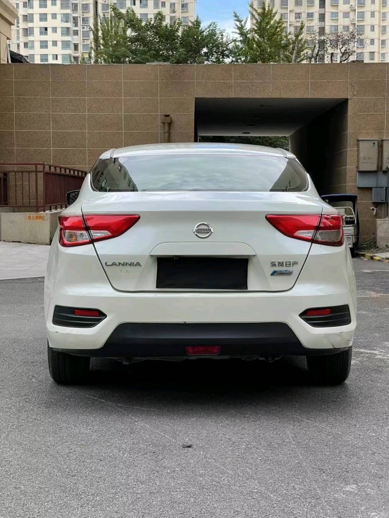 徐州18年日产蓝鸟9