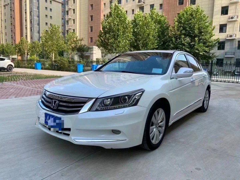 石家庄13年本田雅阁2