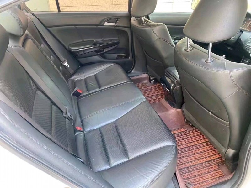 石家庄13年本田雅阁4