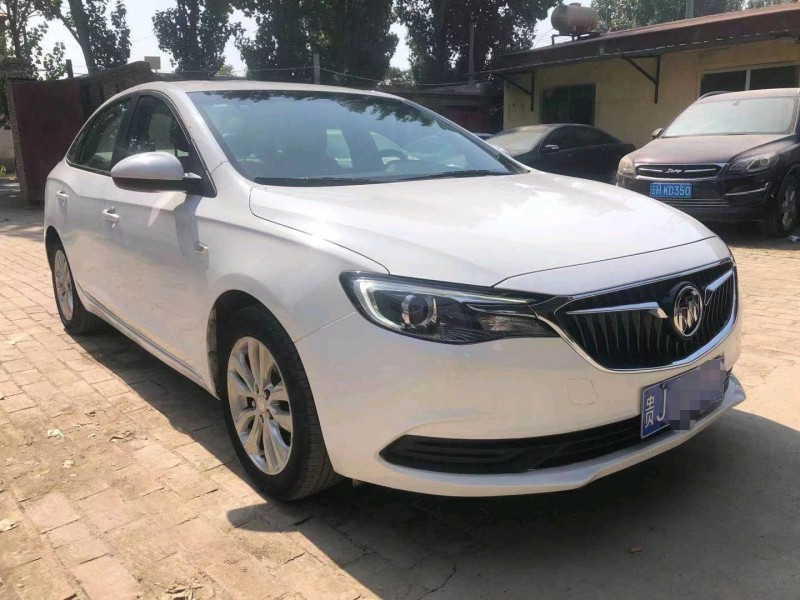 保定18年别克英朗2