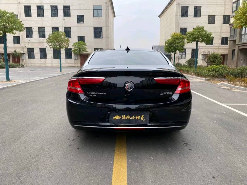 徐州19年别克君越7