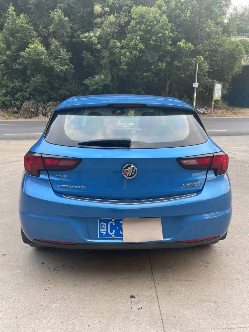 广州16年别克威朗4