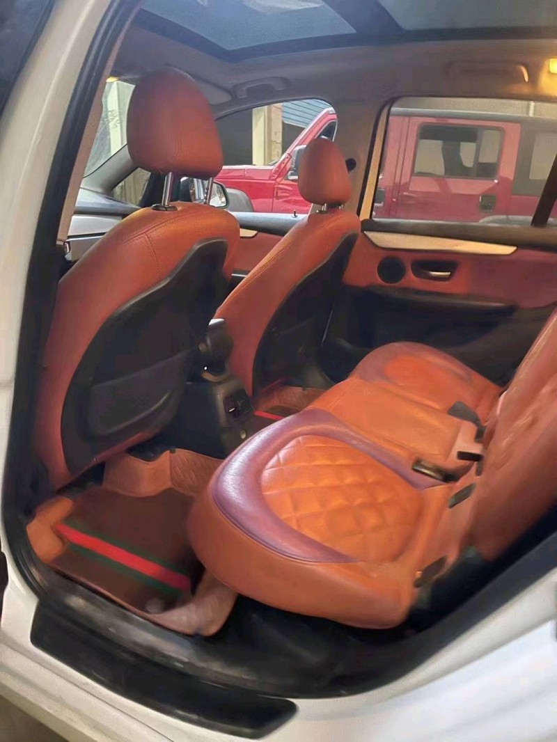 保定18年别克英朗5