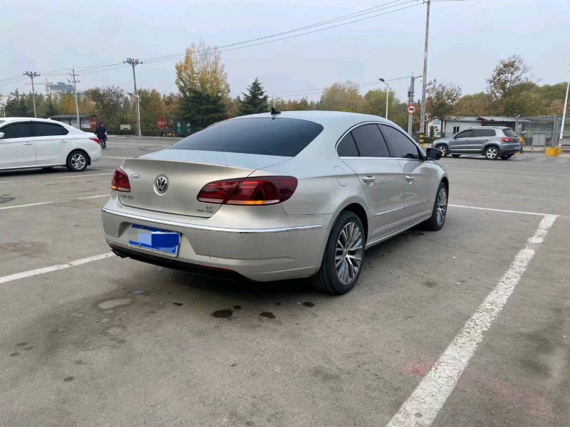 济宁17年大众CC8