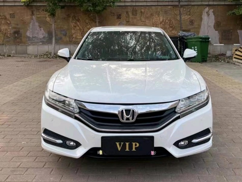 青岛16年本田思铂睿1