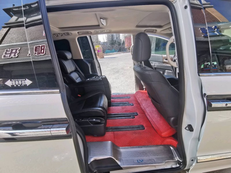 济南17年本田艾力绅1