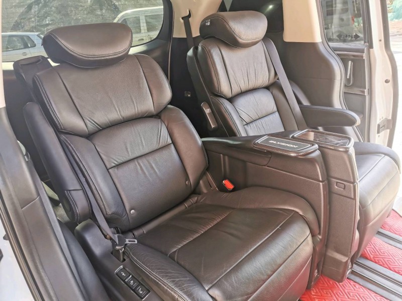 济南17年本田艾力绅7