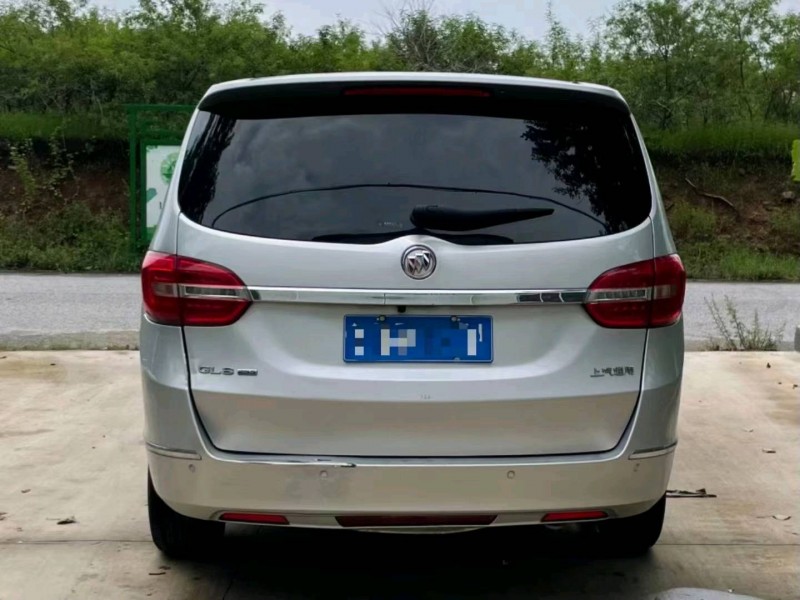 青岛17年别克GL81