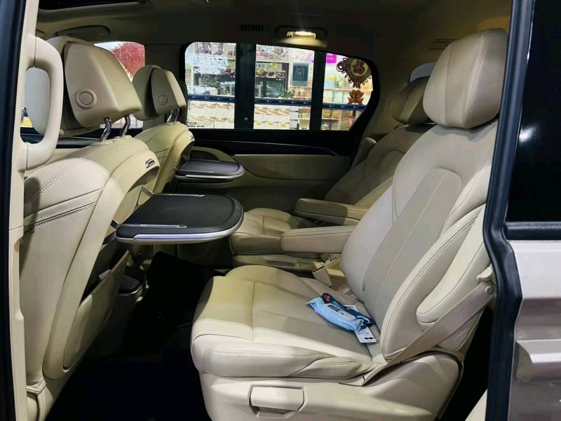 枣庄21年别克GL86