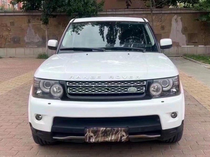 青岛13年路虎揽胜运动1