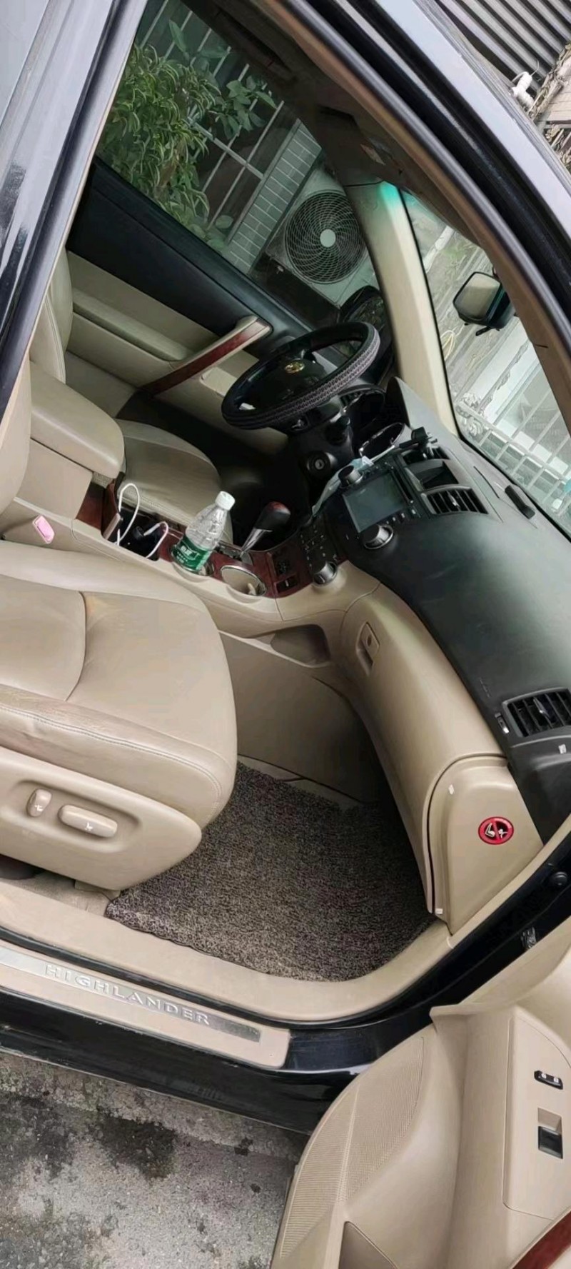 成都10年丰田汉兰达6