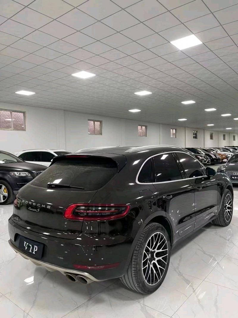 廊坊15年保时捷Macan7