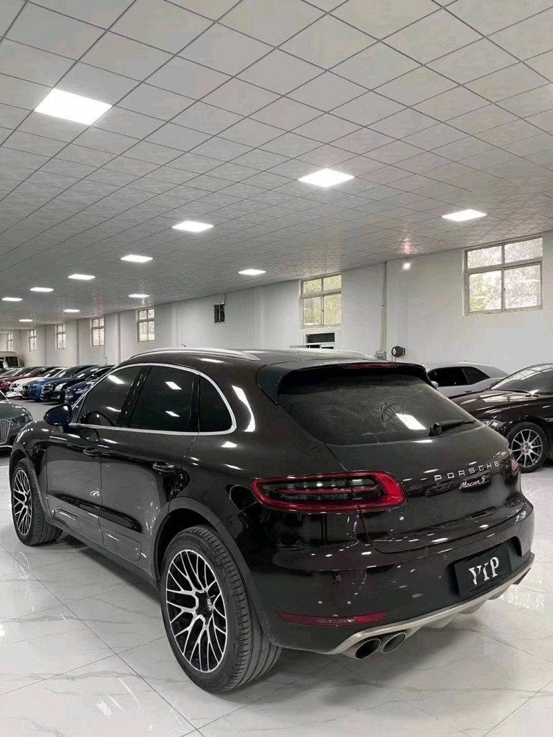 廊坊15年保时捷Macan9