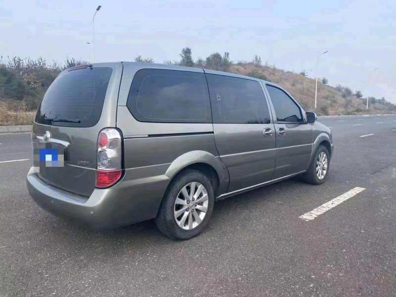 枣庄13年别克GL81