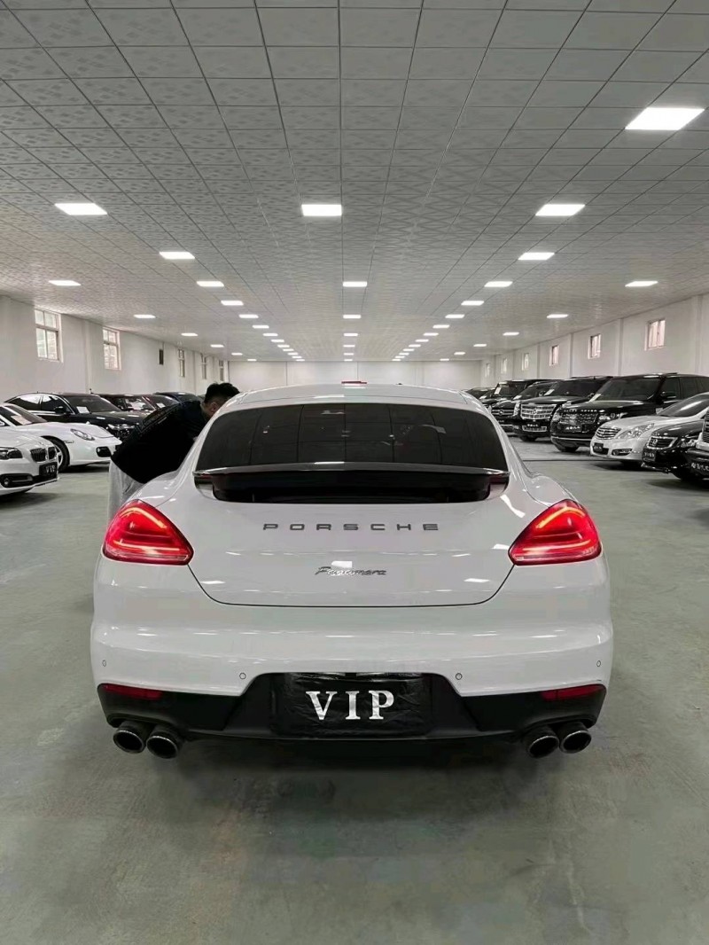 廊坊16年保时捷帕拉梅拉9