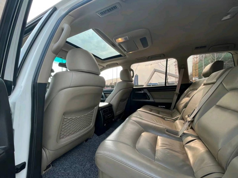 徐州12年丰田兰德酷路泽5