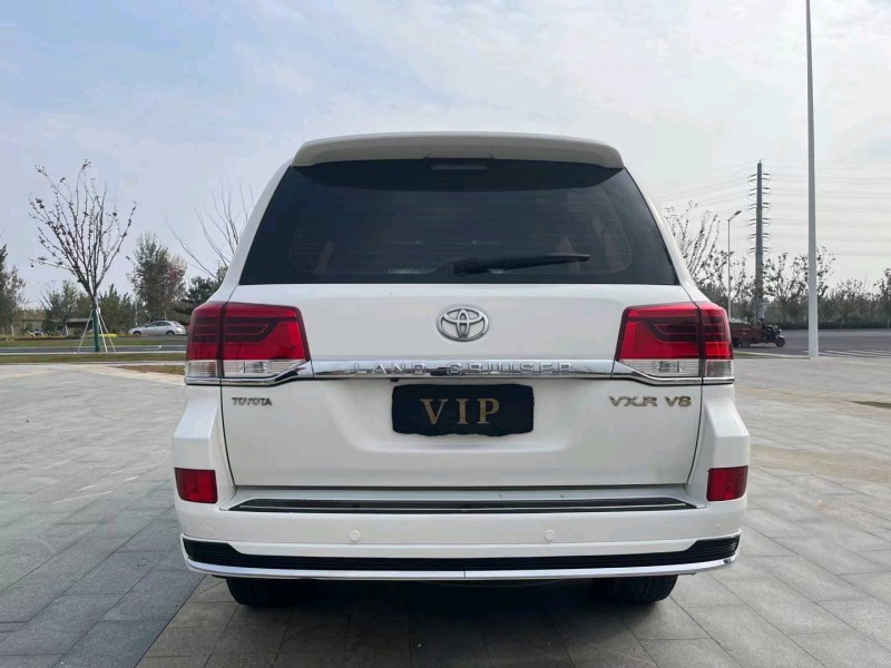 徐州12年丰田兰德酷路泽7