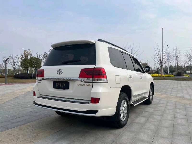 徐州12年丰田兰德酷路泽9