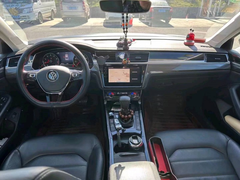 邯郸18年大众辉昂4