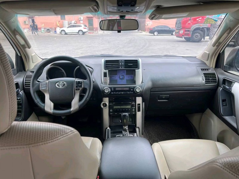 邯郸13年丰田普拉多7