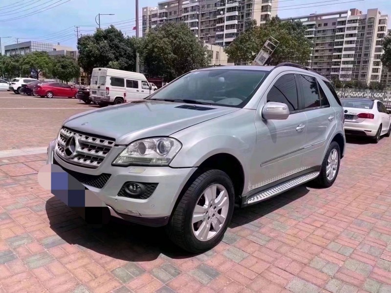 淮南09年奔驰ML9