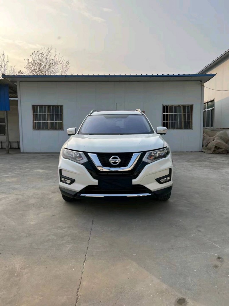 徐州18年日产奇骏1