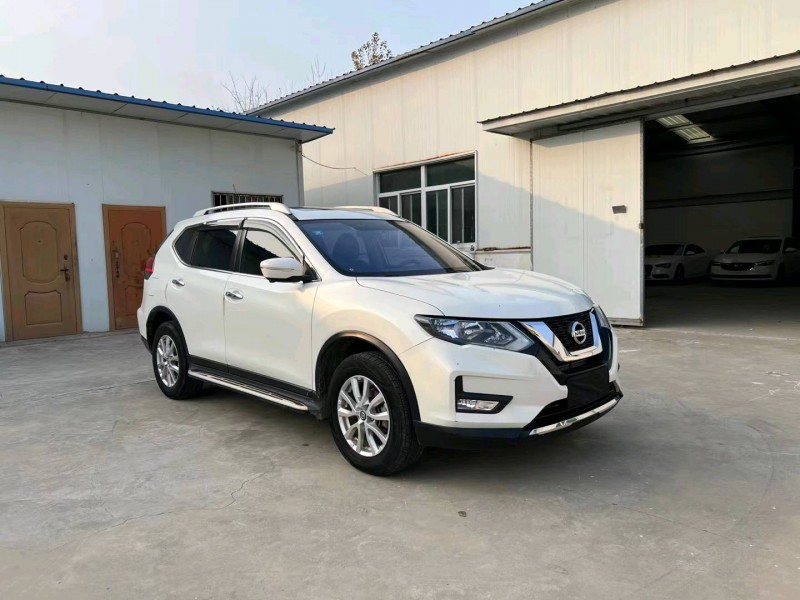 徐州18年日产奇骏2