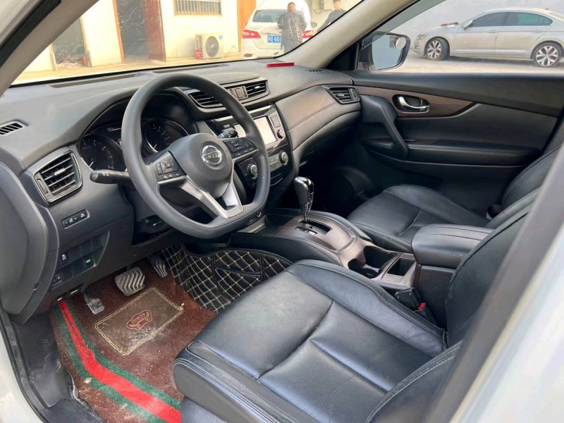 徐州18年日产奇骏5