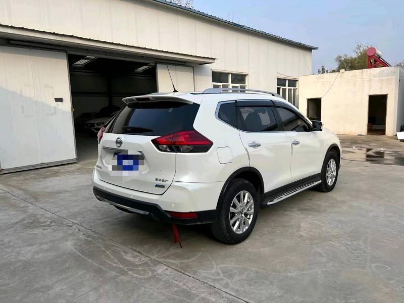 徐州18年日产奇骏7