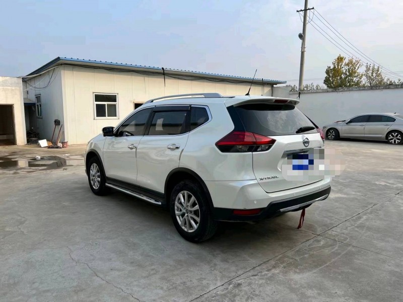 徐州18年日产奇骏8