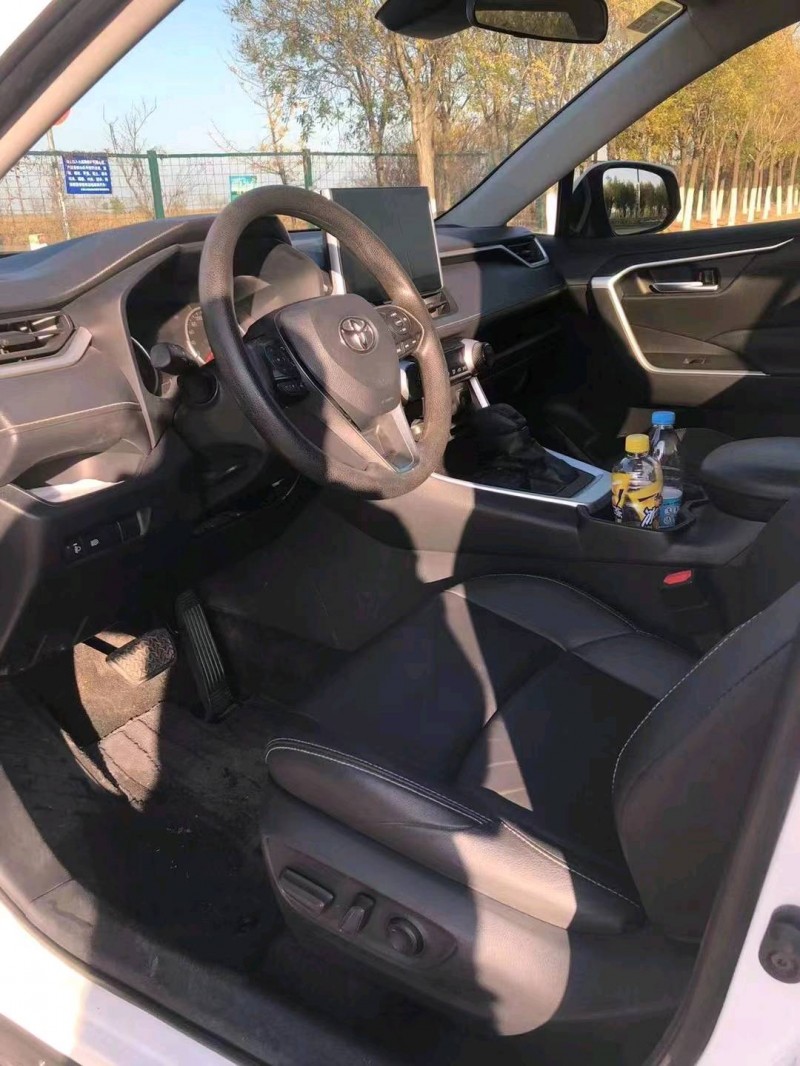 邯郸21年丰田威兰达7
