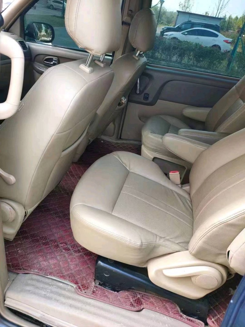 东营13年别克GL84