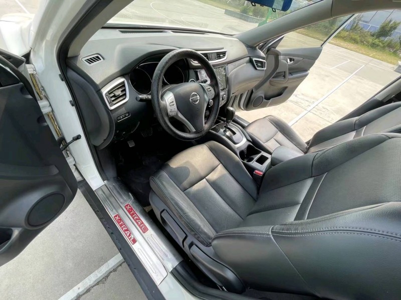 北京16年日产奇骏6